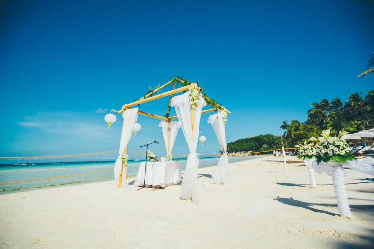 Fridays Boracay Beach Resort Balabag  Exteriör bild